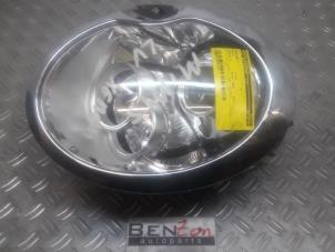 Używane Reflektor lewy Mini Cooper S Cena na żądanie oferowane przez Benzon Autodemontage