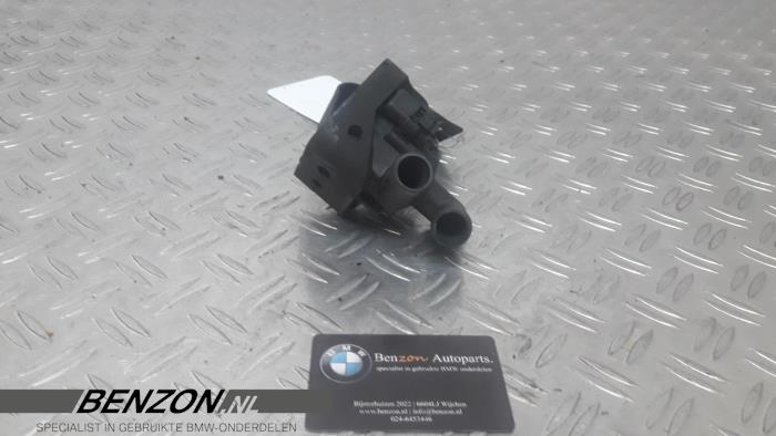Begagnade Vattenpump BMW 5-Serie Pris på förfrågan erbjuds av Benzon Autodemontage