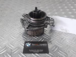 Used Vacuum pump (diesel) BMW 3-Serie Price on request offered by Benzon Autodemontage