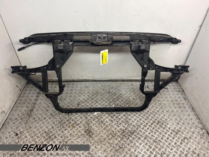 Begagnade Front BMW X3 Pris € 100,00 Marginaltabell erbjuds av Benzon Autodemontage
