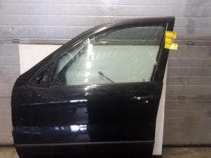 Używane Drzwi lewe przednie wersja 4-drzwiowa BMW X5 Cena na żądanie oferowane przez Benzon Autodemontage