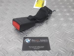 Używane Napinacz pasa bezpieczenstwa lewy tyl BMW 1-Serie Cena na żądanie oferowane przez Benzon Autodemontage