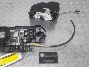 Used Rear door mechanism 4-door, right BMW 5-Serie Price on request offered by Benzon Autodemontage