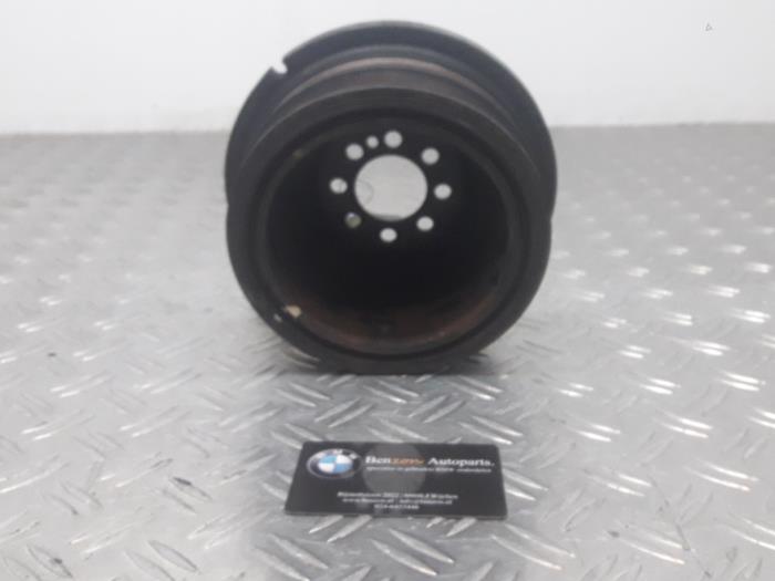 Crankshaft pulley from a BMW 6-Serie 2008