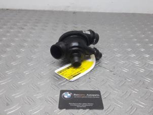 Used Thermostat BMW 315 Price on request offered by Benzon Autodemontage