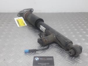 Used Rear shock absorber, left BMW 3-Serie Price on request offered by Benzon Autodemontage