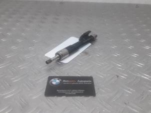 Usados Inyector (inyección de gasolina) BMW 2-Serie Precio de solicitud ofrecido por Benzon Autodemontage