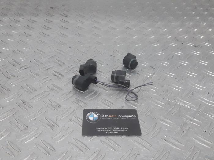 PDC Sensor Set from a BMW 5-Serie 2011