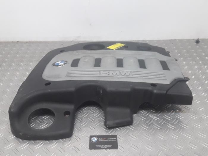 Motor Schutzblech van een BMW 5-Serie 2015