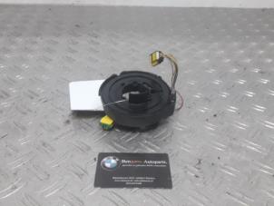 Usados Anillo de airbag BMW Z3 Precio de solicitud ofrecido por Benzon Autodemontage