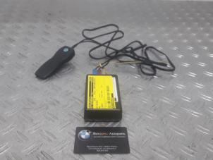 Used GPS antenna BMW 5-Serie Price on request offered by Benzon Autodemontage