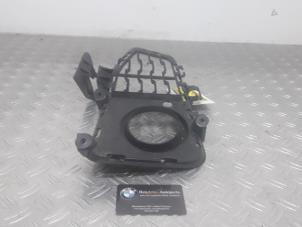 Used Fog light cover plate, right BMW 4-Serie Price on request offered by Benzon Autodemontage