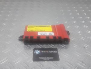 Used Fuse box BMW 3-Serie Price on request offered by Benzon Autodemontage