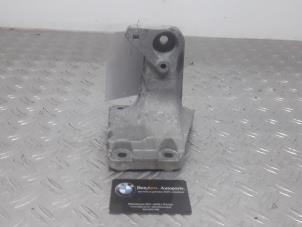 Used Engine mount BMW 5-Serie Price on request offered by Benzon Autodemontage