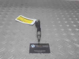 Usados Inyector (inyección de gasolina) BMW 4-Serie Precio de solicitud ofrecido por Benzon Autodemontage