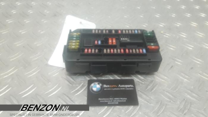 Boîte à fusibles BMW 1-Serie - 922487903 - Benzon Autodemontage