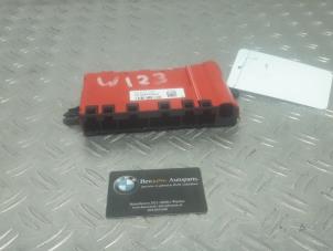 Używane Skrzynka bezpieczników BMW 1-Serie Cena na żądanie oferowane przez Benzon Autodemontage