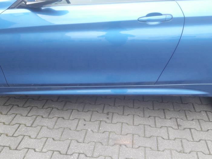 Side skirt, left from a BMW 4-Serie 2015