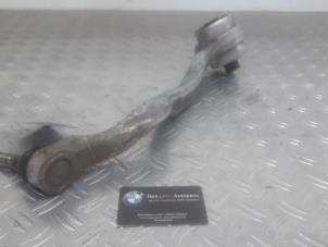 Used Front wishbone, right BMW 4-Serie Price on request offered by Benzon Autodemontage