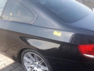 Używane Panel boczny lewy tyl BMW 3-Serie Cena na żądanie oferowane przez Benzon Autodemontage