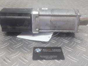 Usados Bomba de dirección asistida BMW 3-Serie Precio de solicitud ofrecido por Benzon Autodemontage