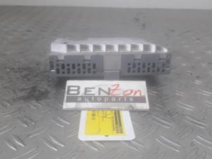 Used Radio amplifier BMW 1-Serie Price on request offered by Benzon Autodemontage
