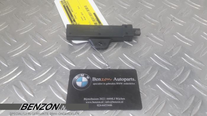Używane Antena BMW 5-Serie Cena na żądanie oferowane przez Benzon Autodemontage