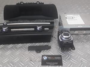 Używane Zestaw nawigacji BMW 5-Serie Cena na żądanie oferowane przez Benzon Autodemontage