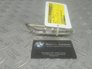 Used Front wing indicator, right BMW 3-Serie Price on request offered by Benzon Autodemontage