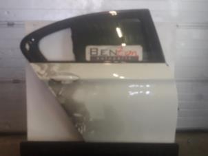 Used Rear door 4-door, right BMW 5-Serie Price on request offered by Benzon Autodemontage