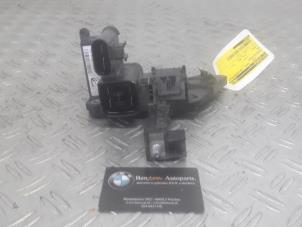 Used Ignition module BMW 1-Serie Price on request offered by Benzon Autodemontage