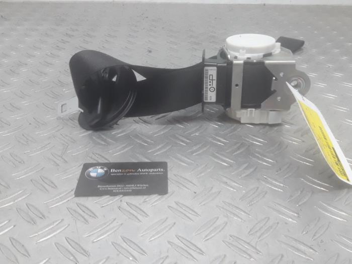 Front seatbelt, left from a BMW 3-Serie 2012