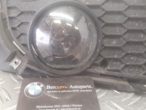 Używane Swiatlo przeciwmgielne lewy przód BMW 3-Serie Cena na żądanie oferowane przez Benzon Autodemontage
