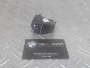 Used Reversing camera BMW 5-Serie Price on request offered by Benzon Autodemontage