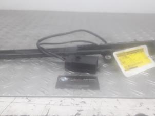 Used Seatbelt guide BMW 4-Serie Price on request offered by Benzon Autodemontage
