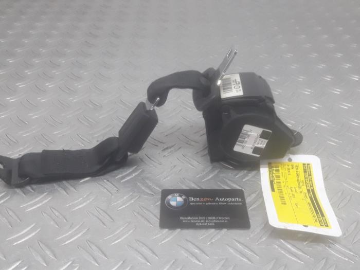 Sicherheitsgurt Mitte hinten van een BMW 3-Serie 2013