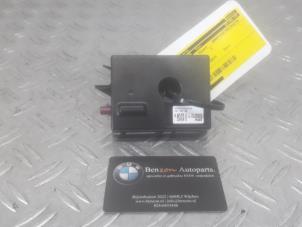 Used Antenna Amplifier BMW X5 Price on request offered by Benzon Autodemontage