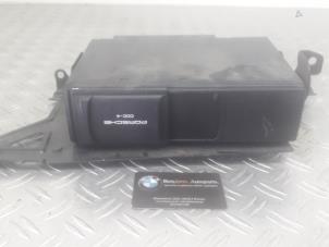 Used CD changer Porsche Cayenne Price on request offered by Benzon Autodemontage