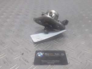 Used High pressure pump BMW 1-Serie Price on request offered by Benzon Autodemontage