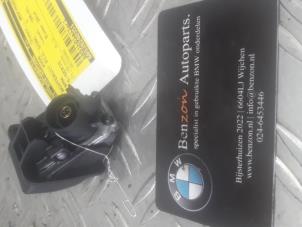 Used Reversing light switch BMW 5 serie (F10) M5 V8 32V TwinPower Turbo Price on request offered by Benzon Autodemontage