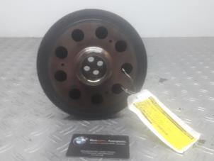 Used Crankshaft pulley BMW 5-Serie Price on request offered by Benzon Autodemontage