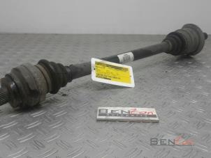 Used Drive shaft, rear right BMW 5-Serie Price on request offered by Benzon Autodemontage
