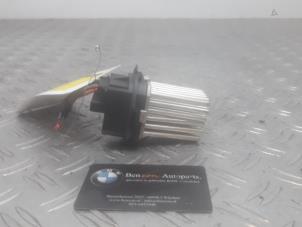 Usados Conector de resistencia de calefactor Mercedes Sprinter Precio de solicitud ofrecido por Benzon Autodemontage