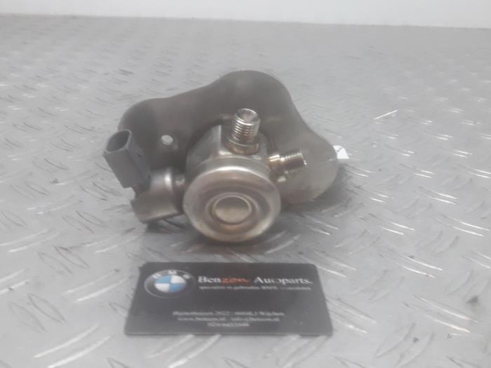 High pressure pump from a BMW 3-Serie 2012