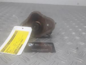 Used High pressure pump BMW 3-Serie Price on request offered by Benzon Autodemontage