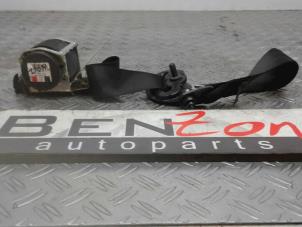 Used Front seatbelt, left BMW 5-Serie Price on request offered by Benzon Autodemontage