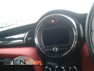 Used Navigation set Mini Cooper S Price on request offered by Benzon Autodemontage