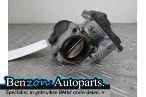 Usados Cuerpo de válvula de mariposa BMW 1-Serie Precio de solicitud ofrecido por Benzon Autodemontage