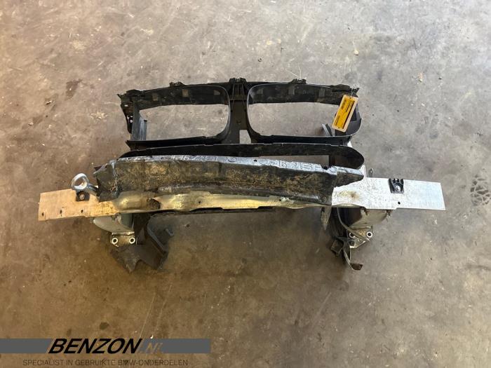 Gebruikte Panel przedni BMW X6 (F16) M50d 3.0 24V Prijs € 250,00 Margeregeling aangeboden door Benzon Autodemontage