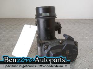 Used Throttle body BMW 3-Serie Price on request offered by Benzon Autodemontage